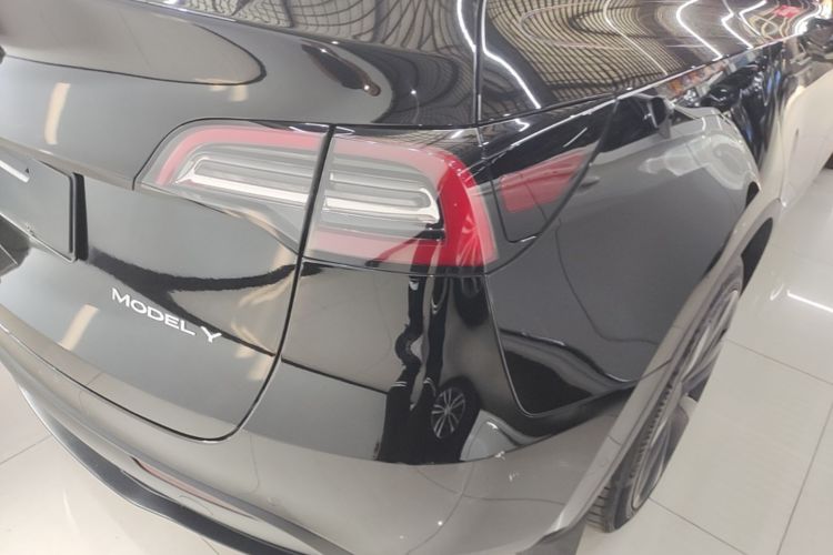 Tesla Model Y 2023 #8 Tesla Model Y 2023 image de voiture #8