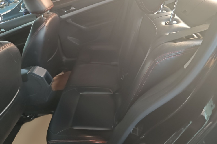 Volkswagen Lavida 2017 #11 Volkswagen Lavida 2017 car image #11
