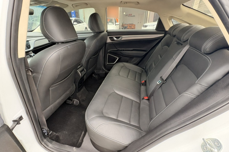 GEELY Emgrand GL 2020 #9 GEELY Emgrand GL 2020 car image #9