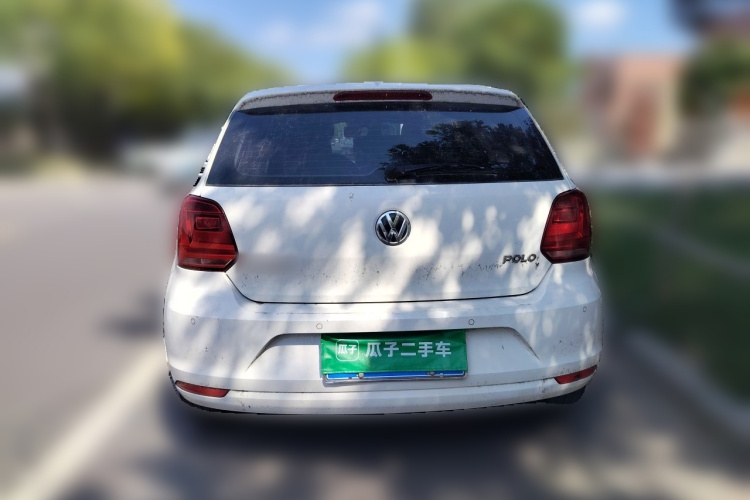 Volkswagen Polo 2014 car image #6