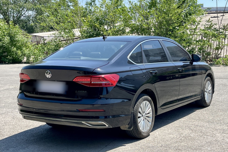 Volkswagen Lavida 2020 car image #6