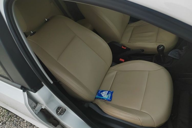 Volkswagen Polo 2019 #24 Volkswagen Polo 2019 car image #24
