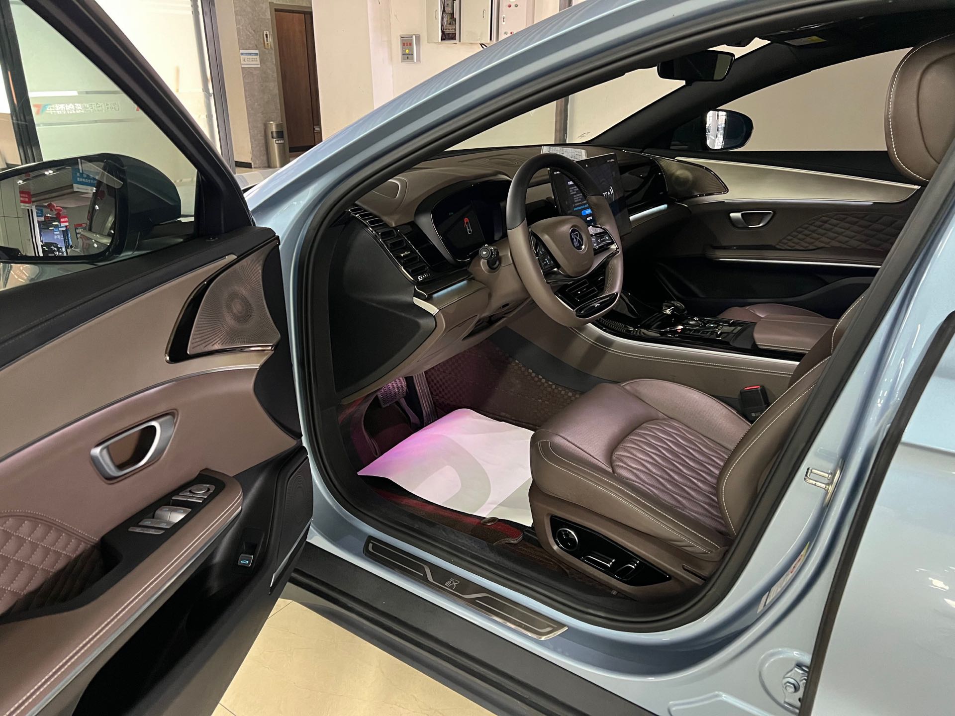 BYD Han 2023 #5 BYD Han 2023 изображение автомобиля #5