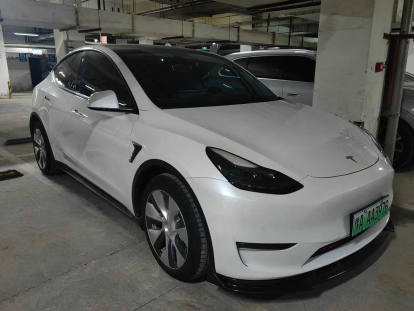 Tesla Model Y 2023 #3 Tesla Model Y 2023 immagine di auto #3