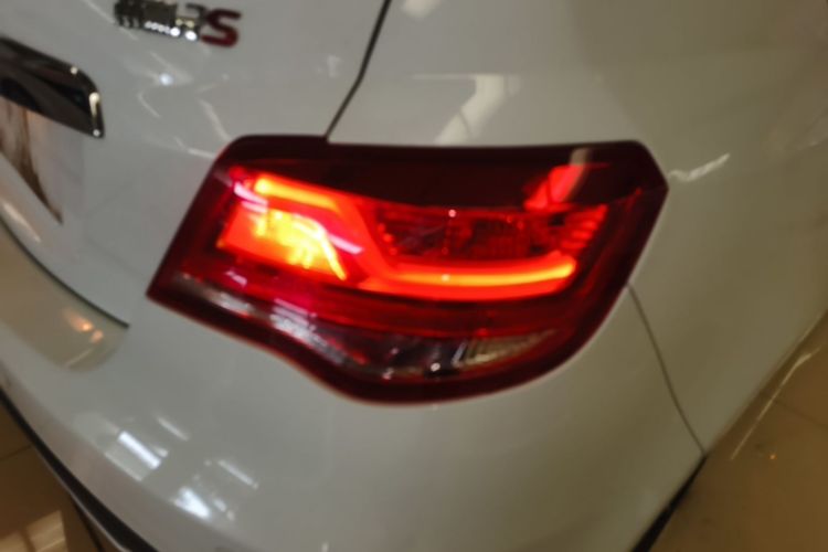 GEELY Emgrand 2017 #8 GEELY Emgrand 2017 car image #8