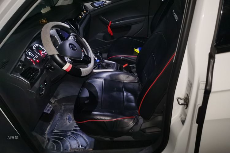 Volkswagen T-Cross 2019 car image #17