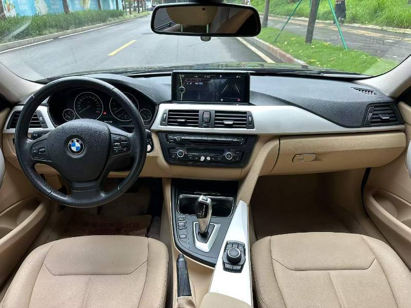BMW 3 Series 2014 car image #8
