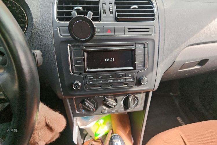 Volkswagen Polo 2017 изображение автомобиля #15