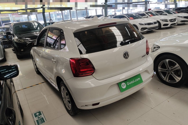 Volkswagen Polo 2017 car image #5