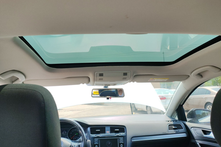 Volkswagen Golf 2017 immagine di auto #18