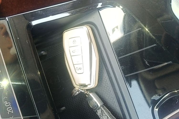 GEELY Boyue L 2023 #9 GEELY Boyue L 2023 car image #9