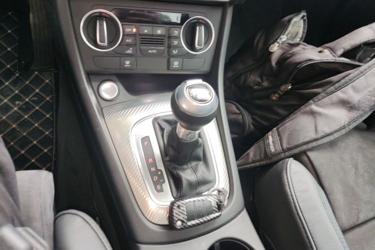 Audi Q3 2018 #14 Audi Q3 2018 car image #14