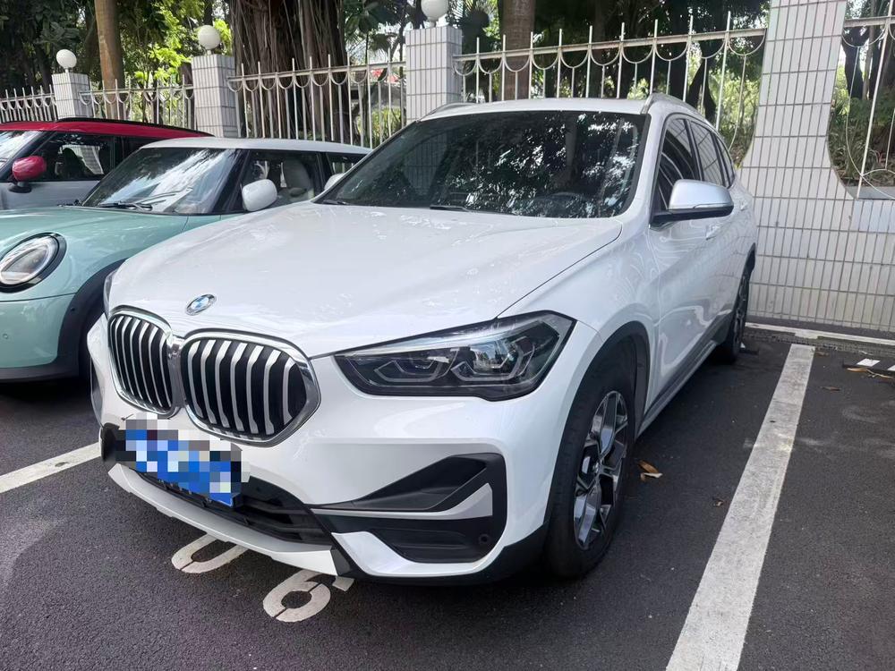 BMW X1 2021 BMW X1 2021 car image