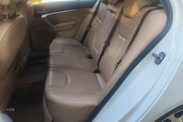 GEELY Emgrand 2017 car image #19