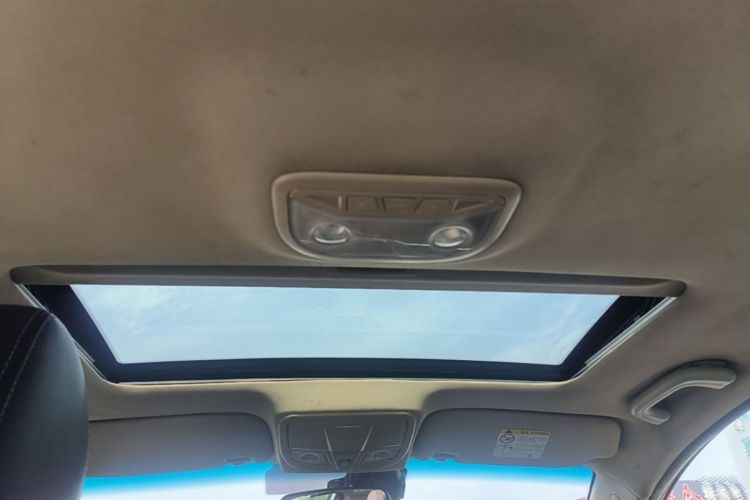 GEELY Emgrand 2017 #18 GEELY Emgrand 2017 car image #18