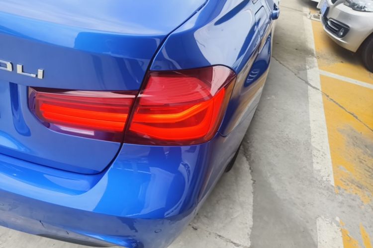 BMW 3 Series 2019 #8 BMW 3 Series 2019 car image #8