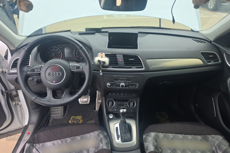 Audi Q3 2016 #11 Audi Q3 2016 car image #11