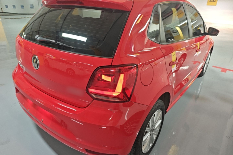 Volkswagen Polo 2015 #7 Volkswagen Polo 2015 car image #7