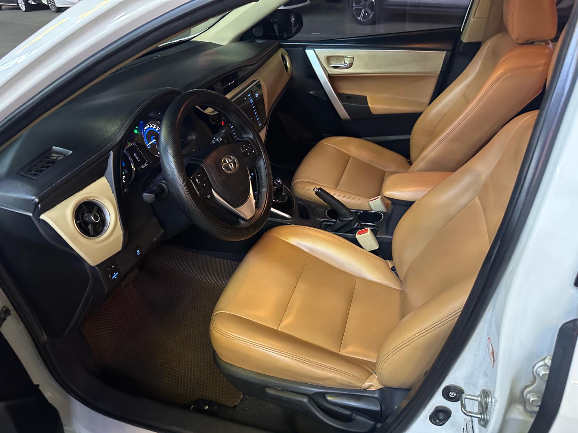 Toyota Corolla 2019 car image #2