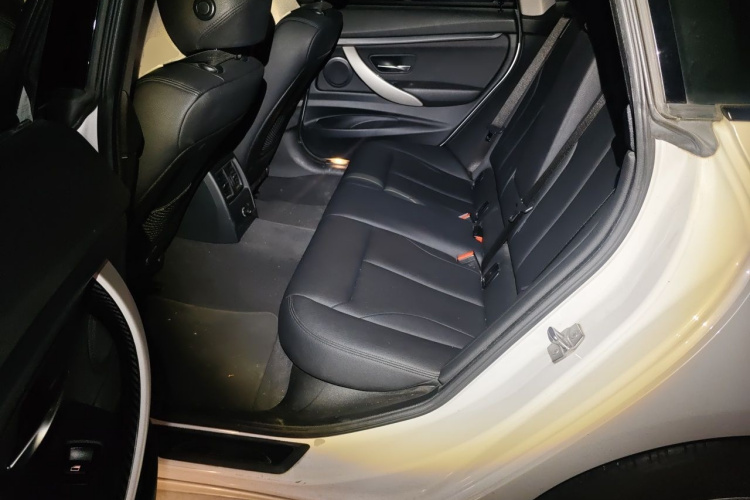 BMW 3 Series GT 2016 car image #10