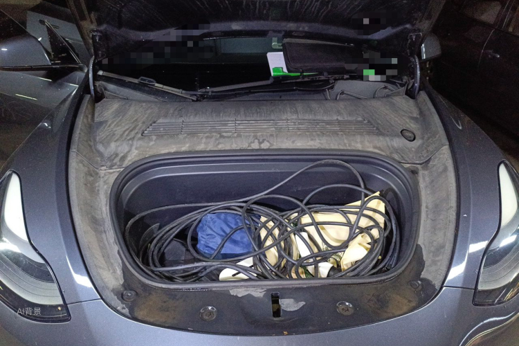 Tesla Model Y 2022 car image #22