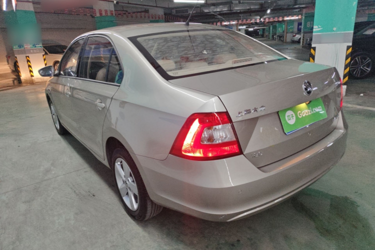 Skoda Rapid 2016 #7 Skoda Rapid 2016 car image #7