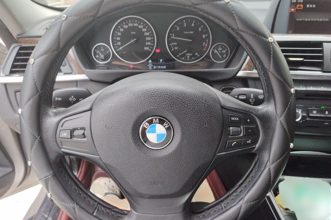 BMW 3 Series 2013 #22 BMW 3 Series 2013 car image #22