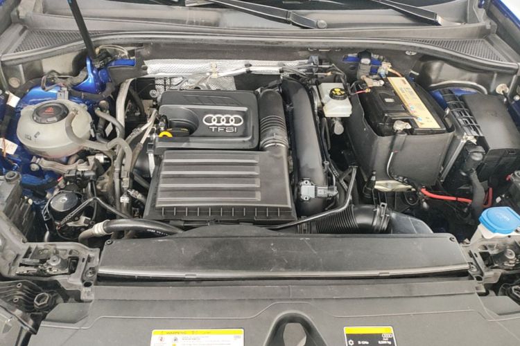 Audi Q3 2021 car image #22