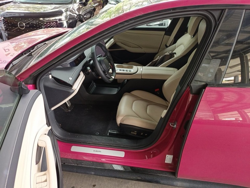 MI SU7 2025 car image #5