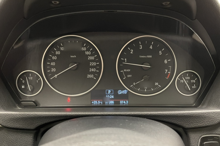 BMW 3 Series 2015 #17 BMW 3 Series 2015 car image #17