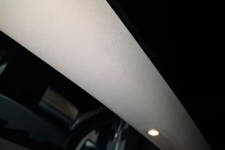 Tesla Model 3 2023 immagine di auto #18