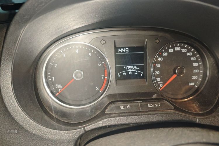Volkswagen Polo 2019 car image #13
