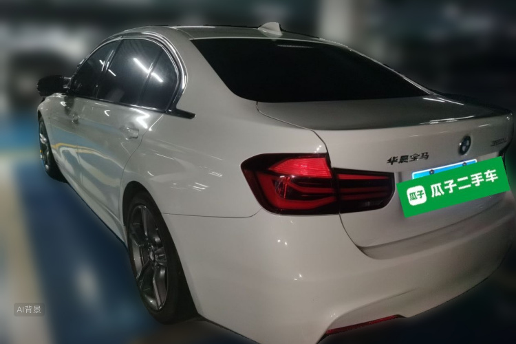 BMW 3 Series 2019 car image #5