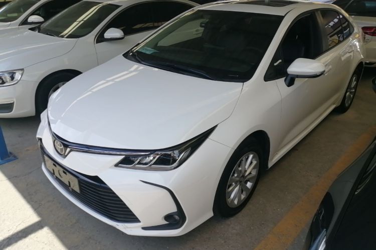 Toyota Corolla 2021 immagine di auto #2