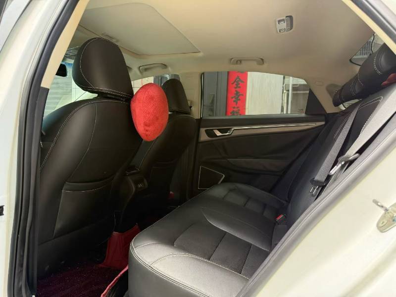 GEELY Emgrand GL 2018 image de voiture #5