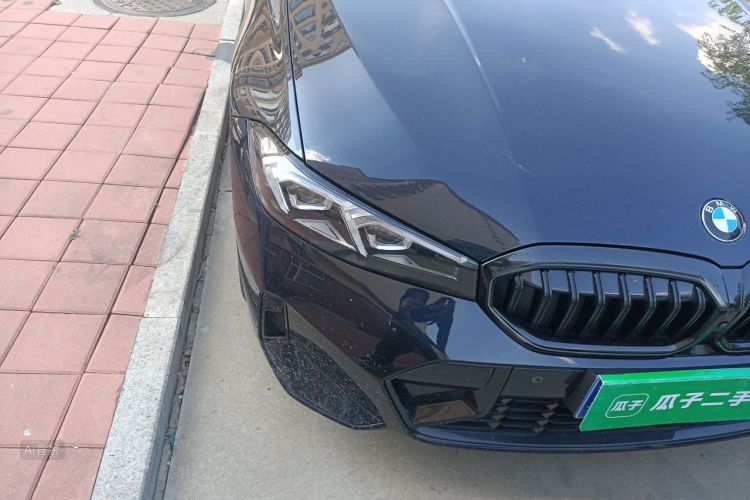 BMW 3 Series 2025 #8 BMW 3 Series 2025 car image #8