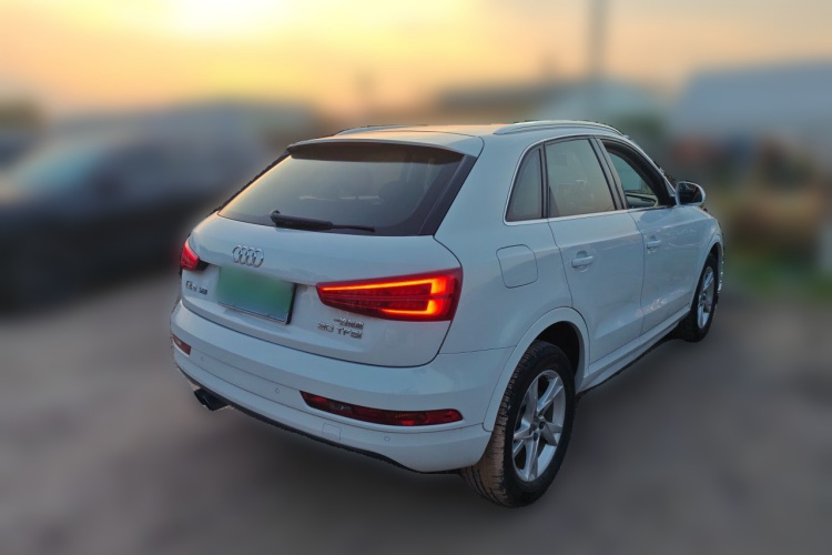 Audi Q3 2019 #7 Audi Q3 2019 car image #7
