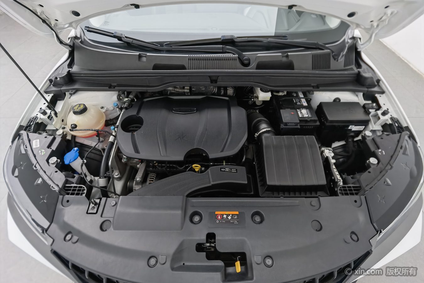 GEELY Coolray 2024 immagine di auto #18