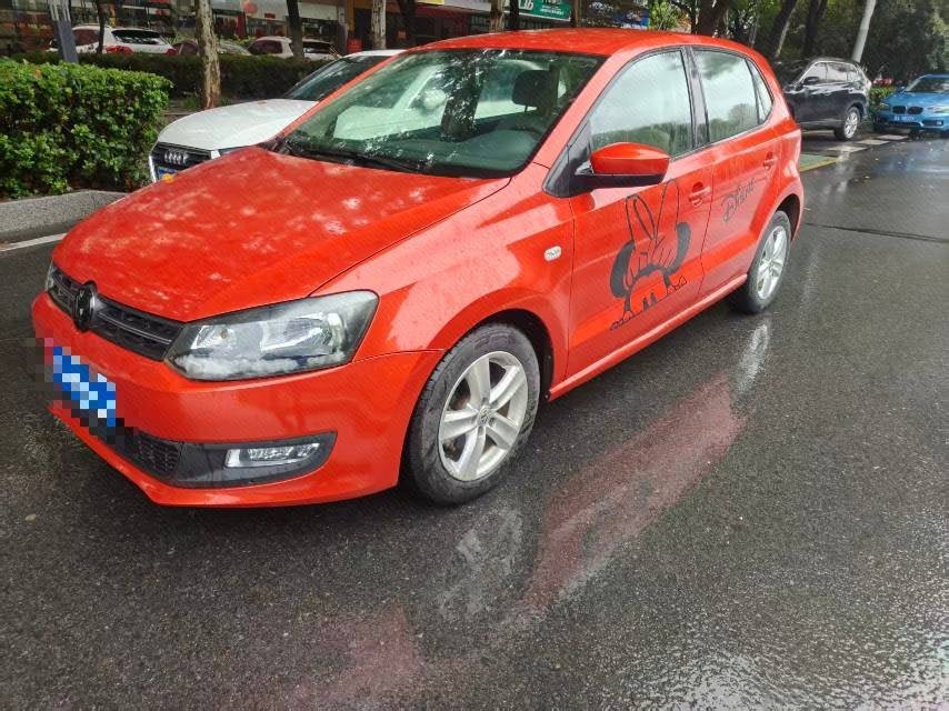 Volkswagen Polo 2011 Volkswagen Polo 2011 car image