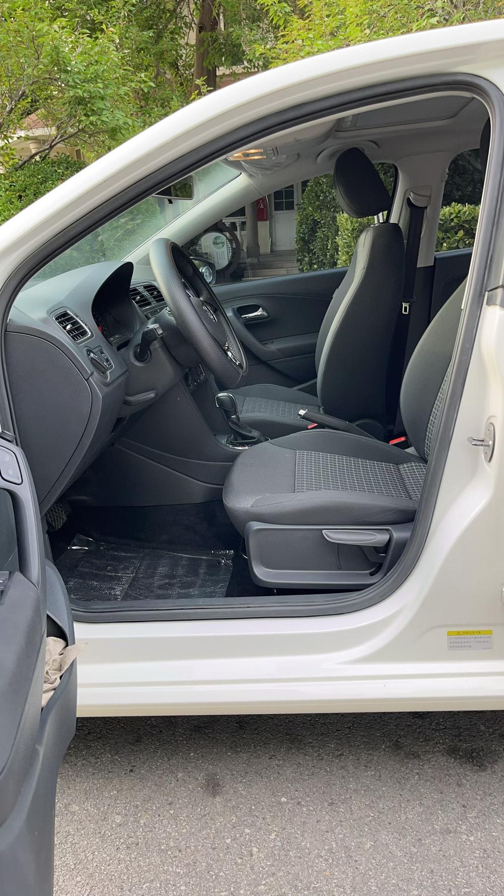 Volkswagen Polo 2018 car image #5