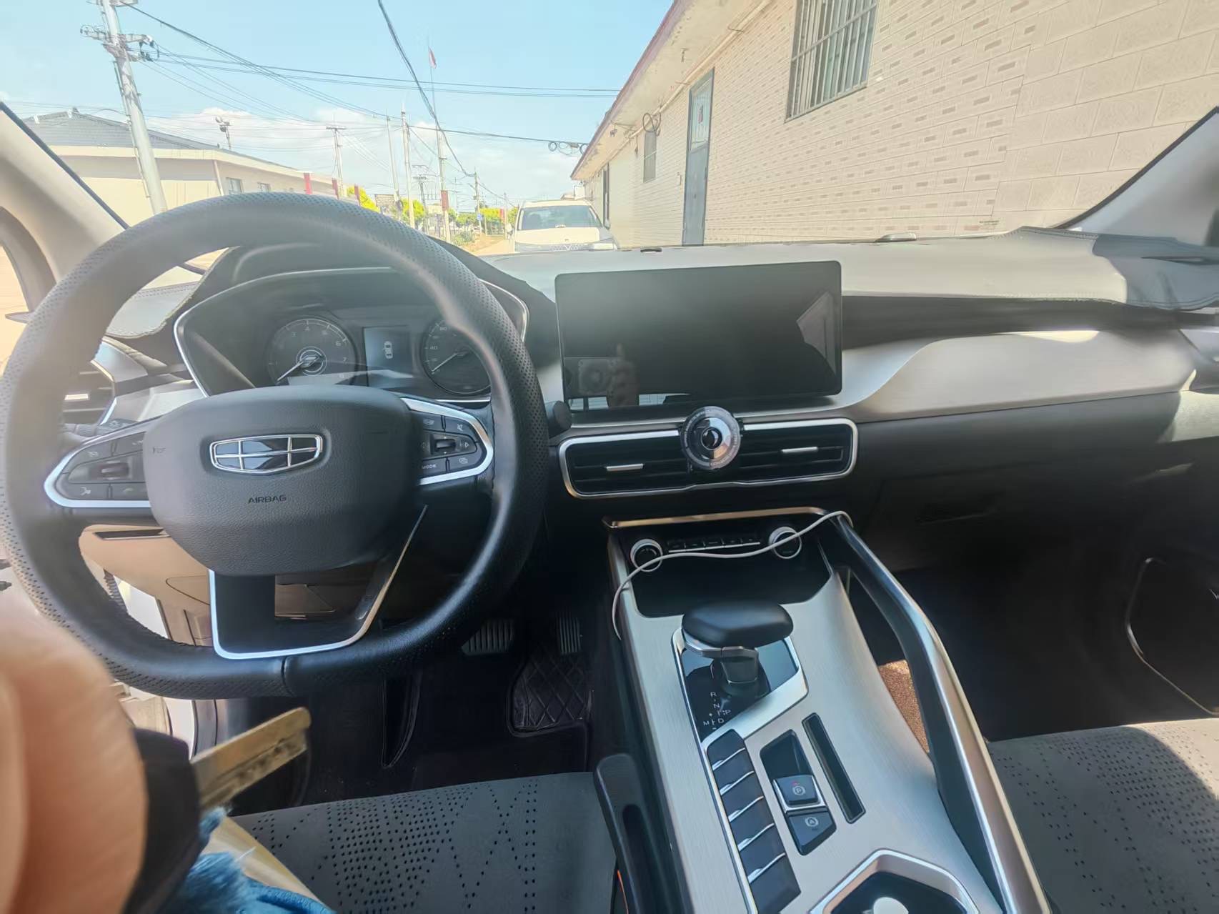 GEELY Coolray 2024 car image #4