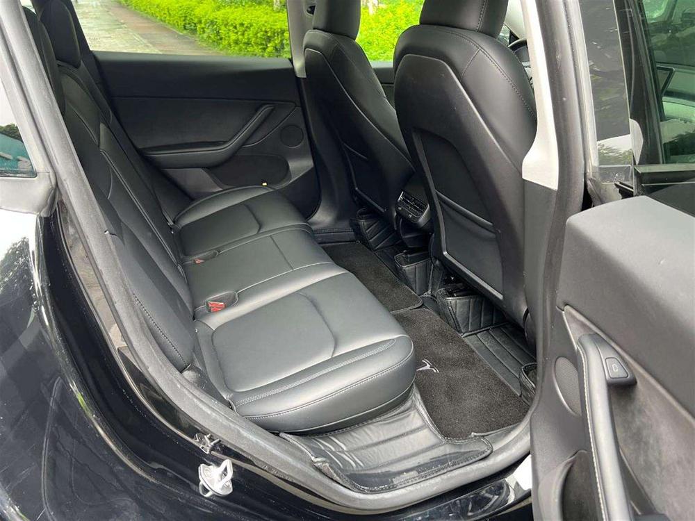 Tesla Model Y 2023 #14 Tesla Model Y 2023 car image #14