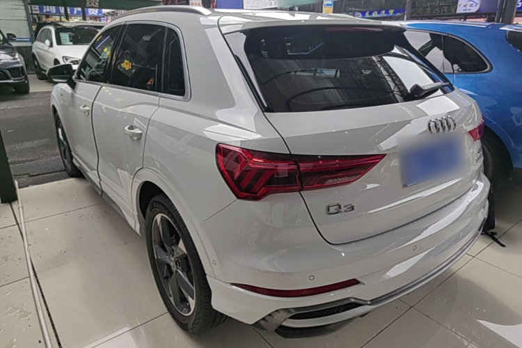 Audi Q3 2021 #7 Audi Q3 2021 car image #7