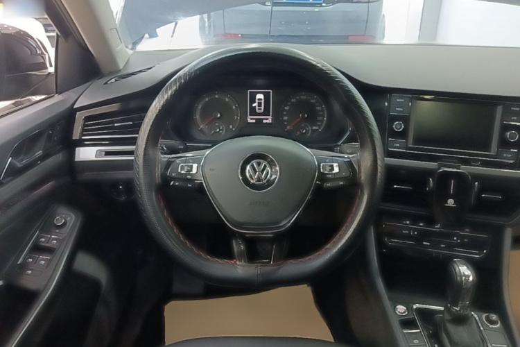 Volkswagen Bora 2020 car image #11