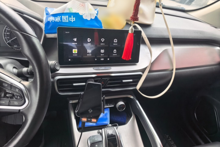 GEELY Coolray 2020 #17 GEELY Coolray 2020 car image #17
