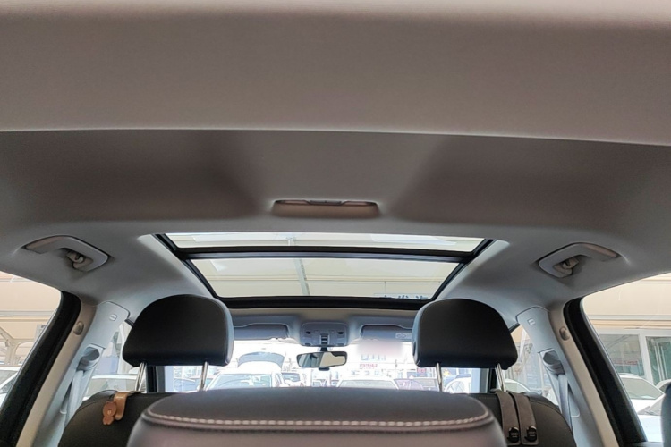 Audi Q3 2022 immagine di auto #18