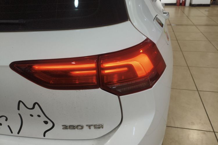 Volkswagen Golf 2022 صورة سيارة #8