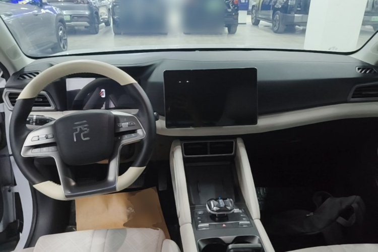 BYD YuanUP 2024 car image #10