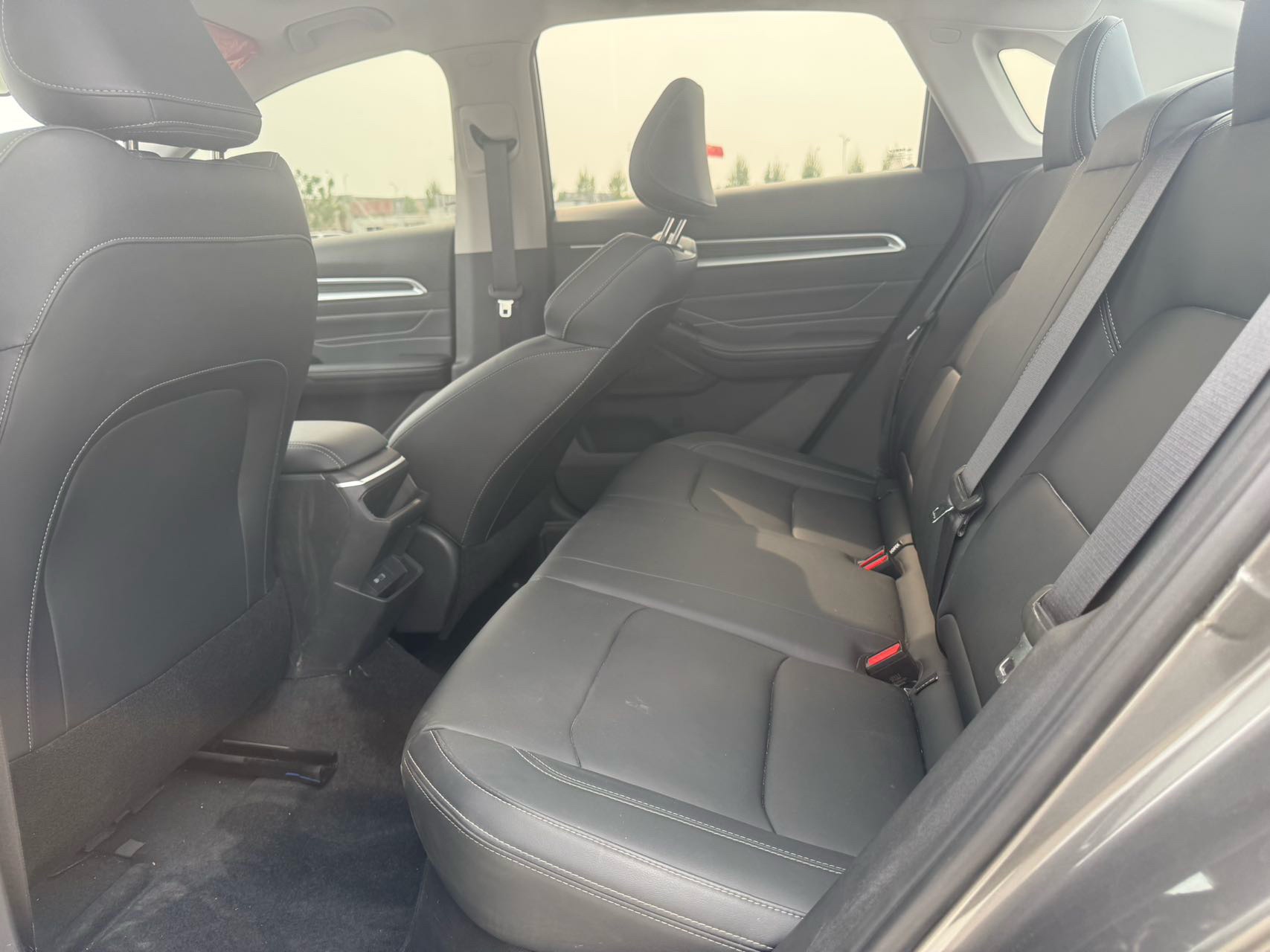 GEELY Emgrand 2025 car image #8