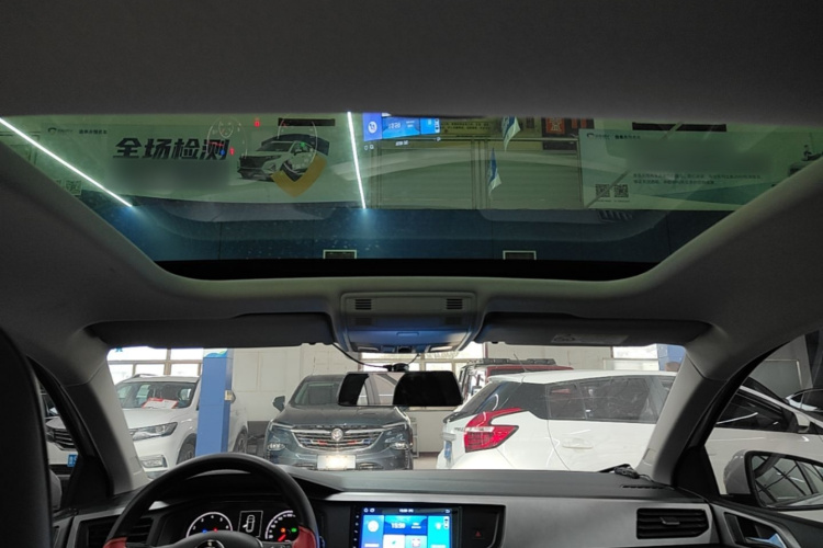 Volkswagen Polo 2020 car image #18